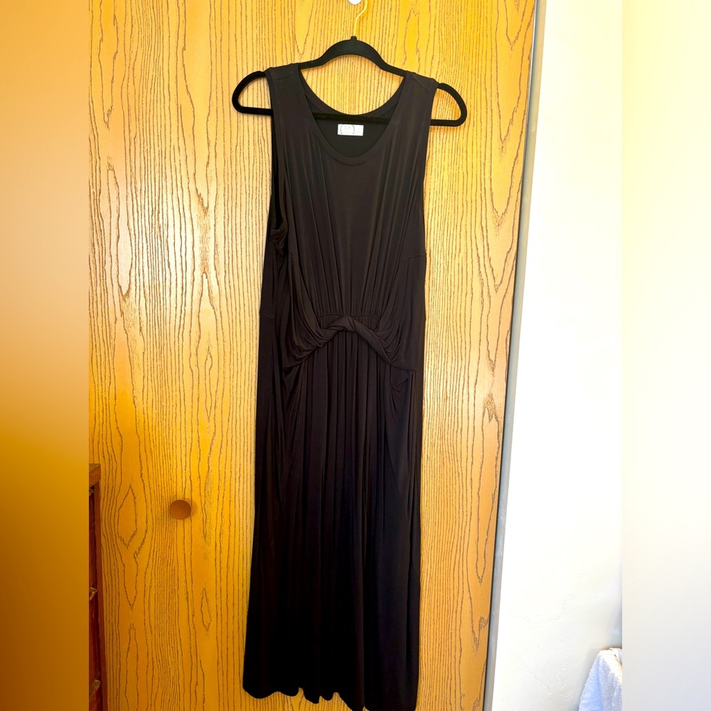 Maurices 24/7 maxi dress, sleeveless. Size XL.